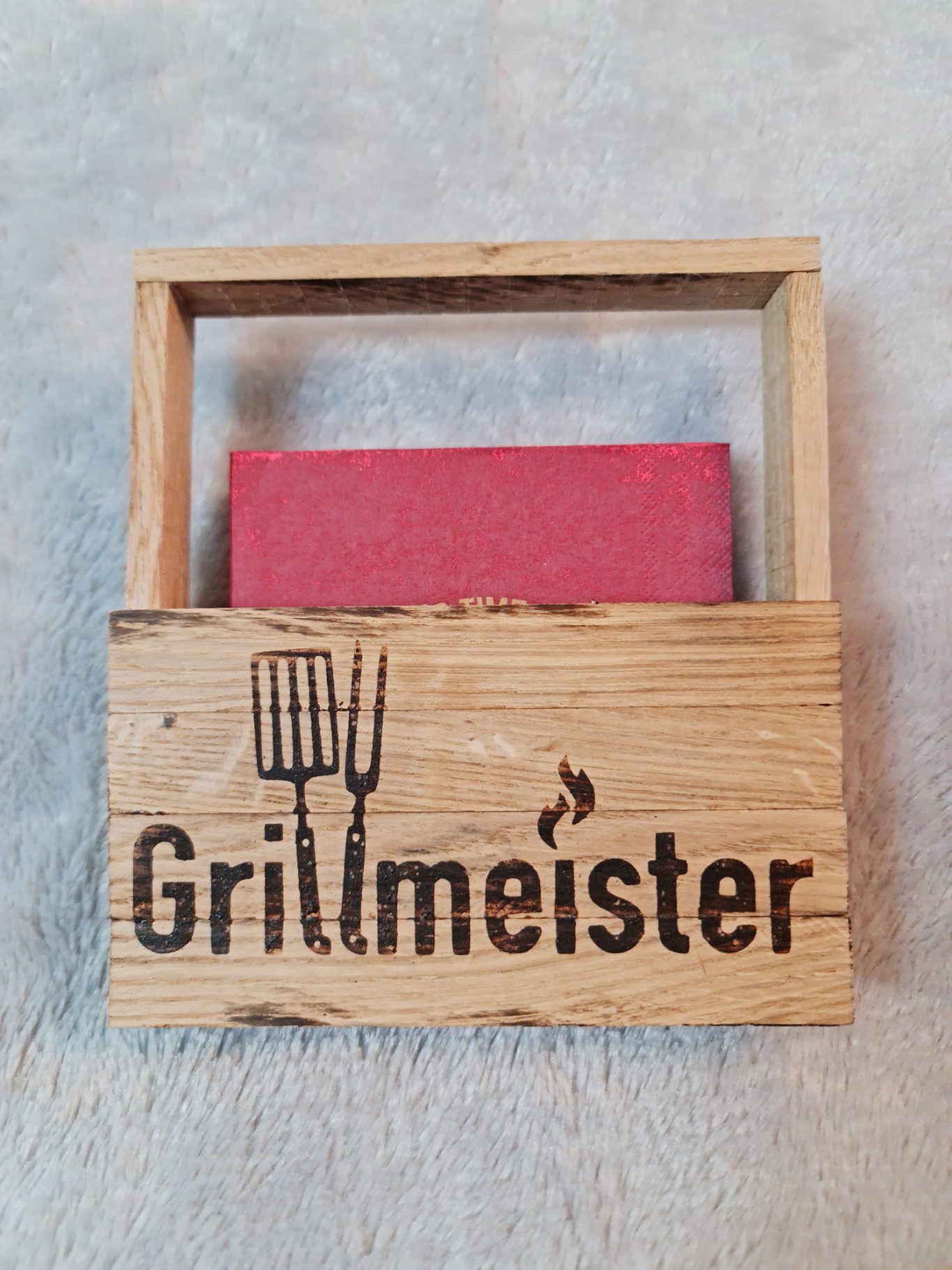 Serviettenhalter mit Gravur