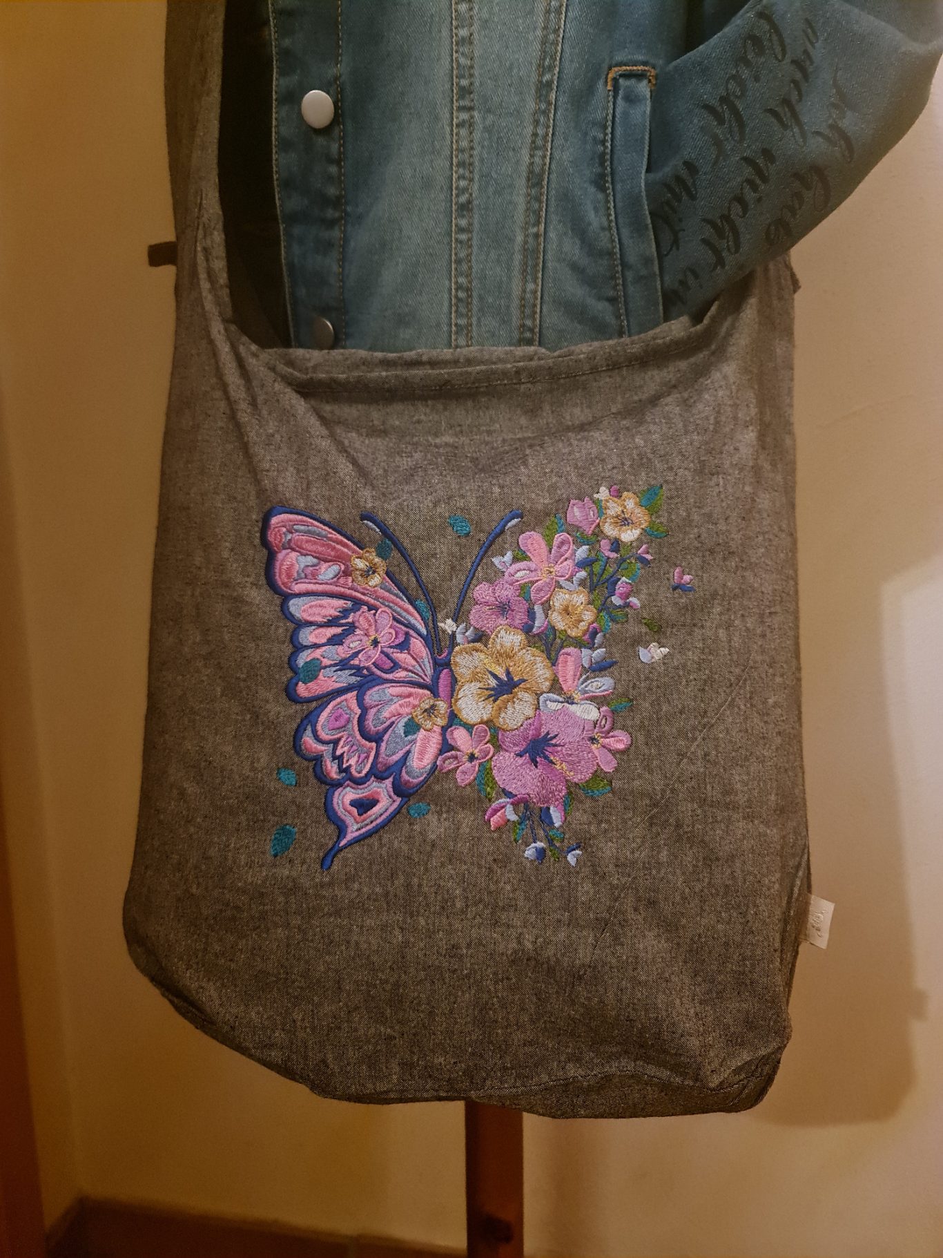 Tasche bestickt